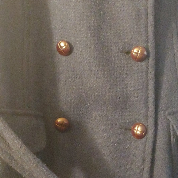 American Eagle Winter Jaxket - Picture 3 of 9